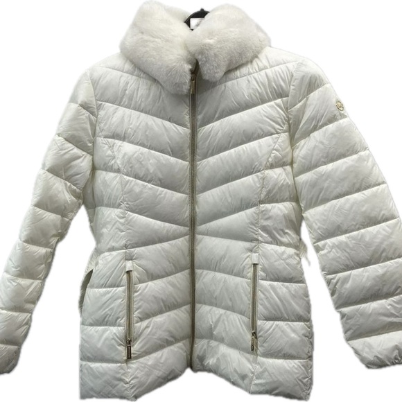 MICHAEL Michael Kors Jackets & Blazers - MICHAEL Michael Kors White Puffer Jacket - NWT